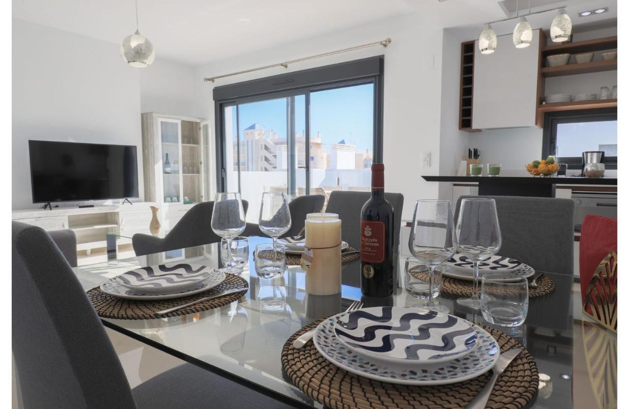Appartement MyFlats Luxury Beach Avenue à Arenales del Sol Extérieur photo